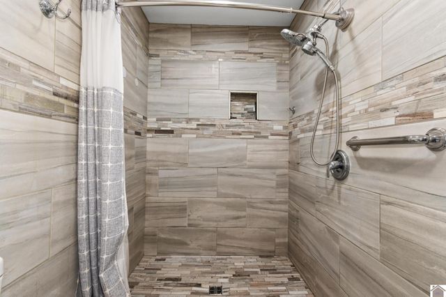 434 Bayshore Drive, Cadiz, KY 42211