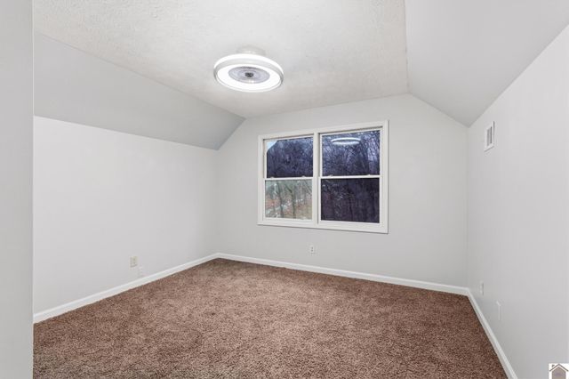 434 Bayshore Drive, Cadiz, KY 42211