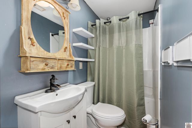 434 Bayshore Drive, Cadiz, KY 42211