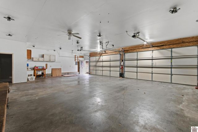 434 Bayshore Drive, Cadiz, KY 42211