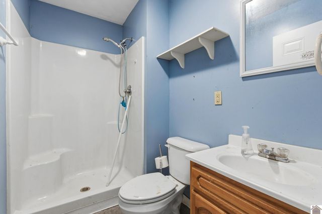 434 Bayshore Drive, Cadiz, KY 42211