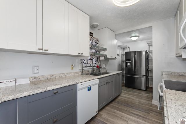 434 Bayshore Drive, Cadiz, KY 42211