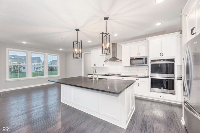 15002 Cantor Chase Crossing, Fishers, IN 46040
