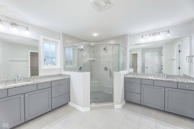 15002 Cantor Chase Crossing, Fishers, IN 46040