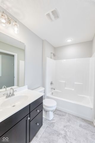15002 Cantor Chase Crossing, Fishers, IN 46040