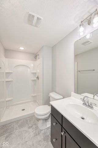 15002 Cantor Chase Crossing, Fishers, IN 46040