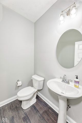 15002 Cantor Chase Crossing, Fishers, IN 46040