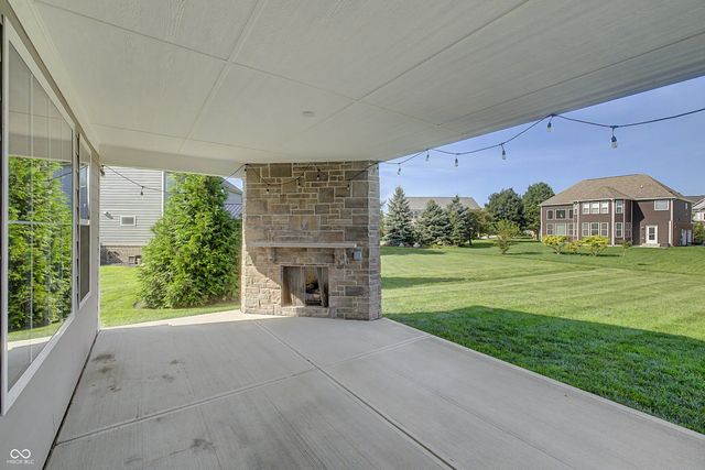15002 Cantor Chase Crossing, Fishers, IN 46040