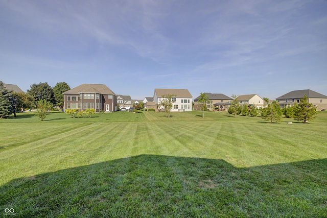15002 Cantor Chase Crossing, Fishers, IN 46040