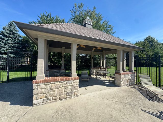 15002 Cantor Chase Crossing, Fishers, IN 46040