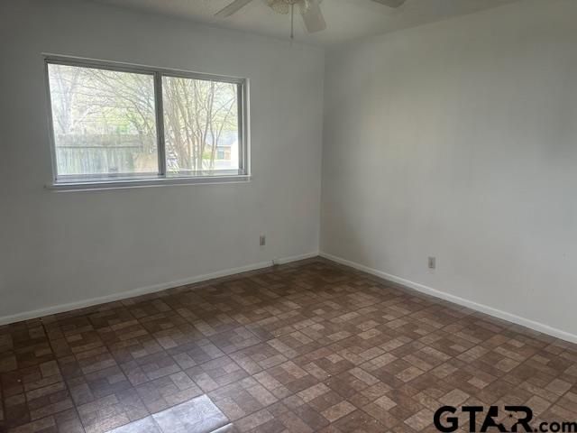 2430 Smuts Dr, Tyler, TX 75701