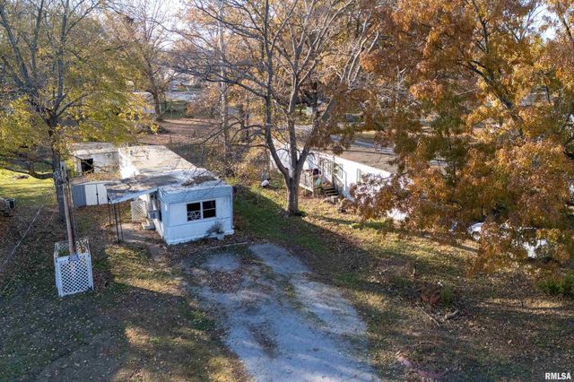 101 POPLAR Street, Desoto, IL 62924