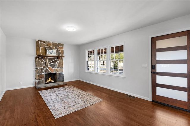 112 E Belmont Drive, Calhoun, GA 30701