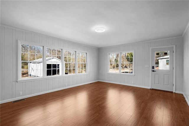 112 E Belmont Drive, Calhoun, GA 30701