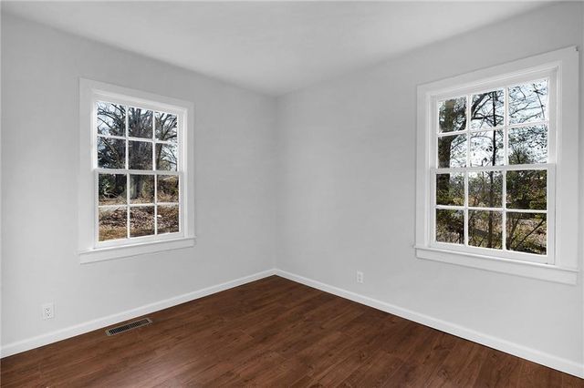 112 E Belmont Drive, Calhoun, GA 30701