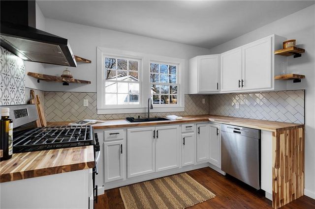 112 E Belmont Drive, Calhoun, GA 30701