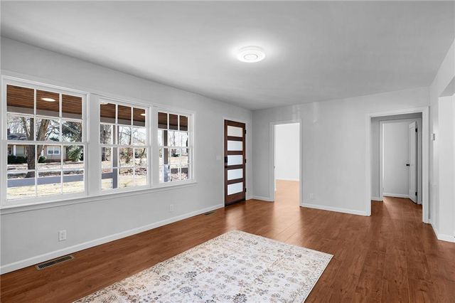 112 E Belmont Drive, Calhoun, GA 30701