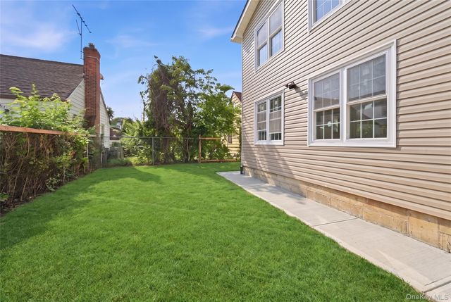 241-33 143rd Avenue, Rosedale, NY 11422