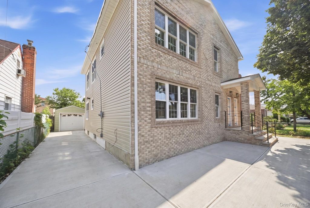 241-33 143rd Avenue, Rosedale, NY 11422 — photo 2