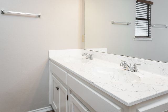 2320 Sundrop Court, Fort Worth, TX 76108