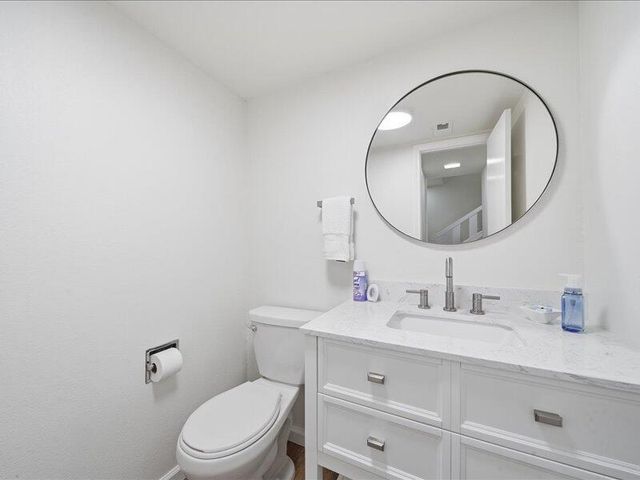 4 Fort Scott Lane W, Afton, OK 74331