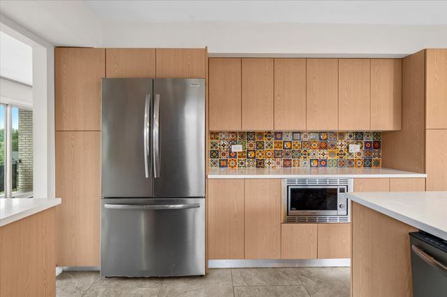 1010 N Harlem Avenue 504, River Forest, IL 60305