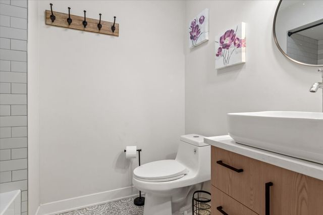 1010 N Harlem Avenue 504, River Forest, IL 60305