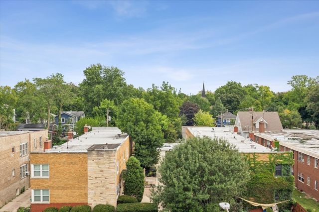 1010 N Harlem Avenue 504, River Forest, IL 60305