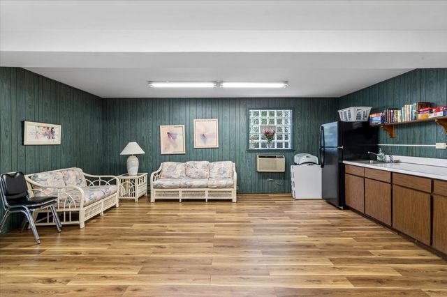 1010 N Harlem Avenue 504, River Forest, IL 60305