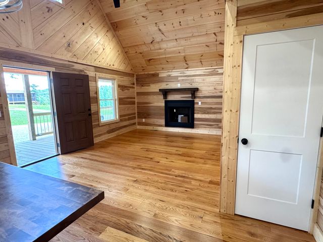 443 Pumpkin Creek Circle, Jamestown, KY 42629