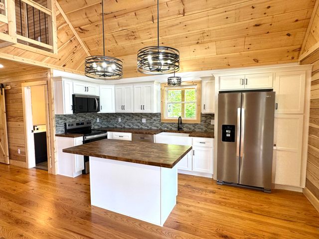 443 Pumpkin Creek Circle, Jamestown, KY 42629