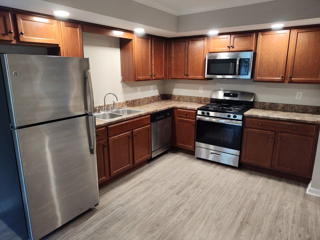 2732 Penn Meade Dr, Nashville, TN 37214