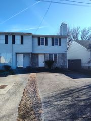 2732 Penn Meade Dr, Nashville, TN 37214