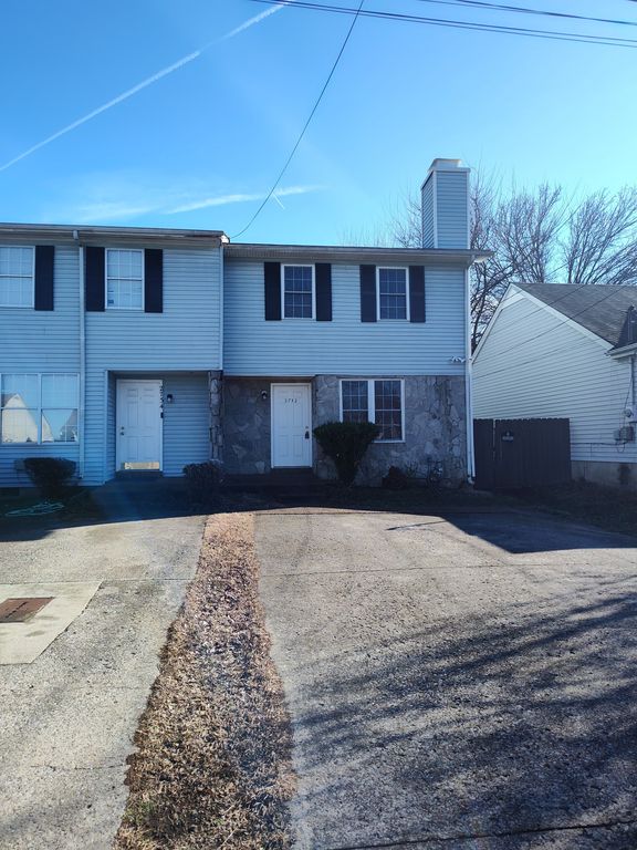 2732 Penn Meade Dr, Nashville, TN 37214