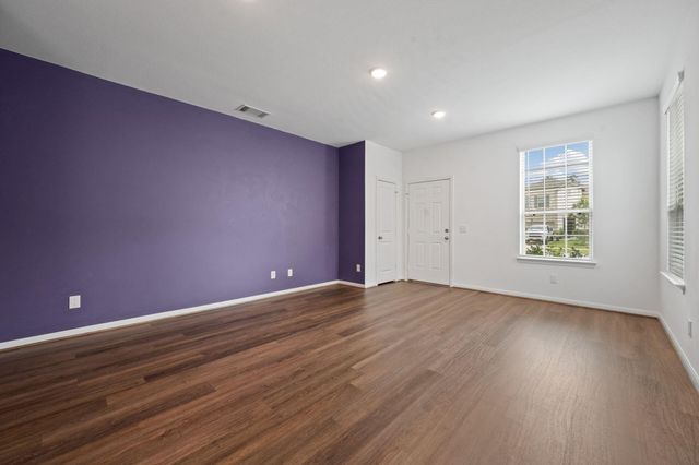 350 Shady Cedar Hill Lane, Willis, TX 77378