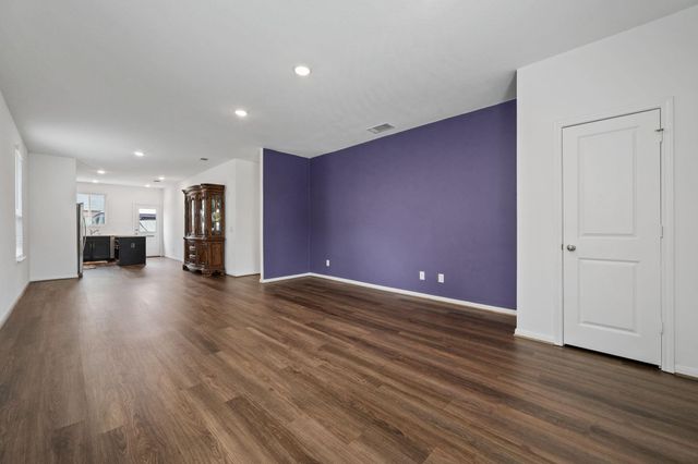 350 Shady Cedar Hill Lane, Willis, TX 77378