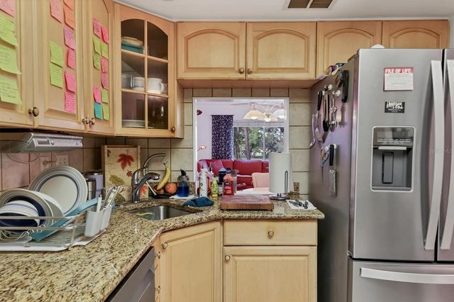 1310 GLEN OAKS DRIVE E 285E, Sarasota, FL 34232