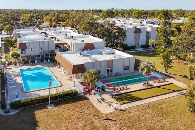 1310 GLEN OAKS DRIVE E 285E, Sarasota, FL 34232