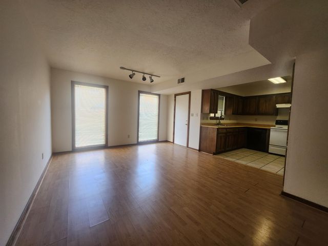 2834 Estrella Brillante Street NW, Albuquerque, NM 87120