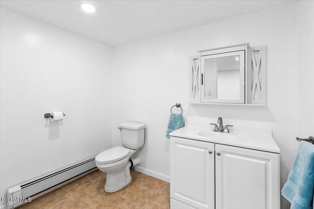 82 N Lincoln Street, Schaghticoke, NY 12118