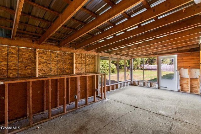 82 N Lincoln Street, Schaghticoke, NY 12118