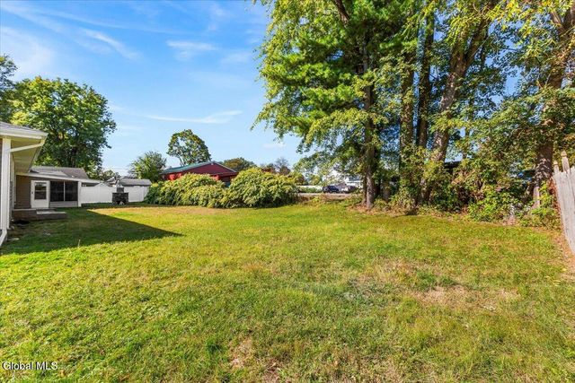 82 N Lincoln Street, Schaghticoke, NY 12118