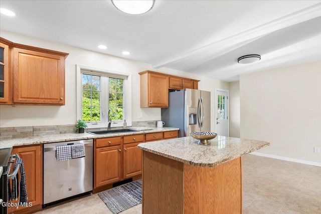 82 N Lincoln Street, Schaghticoke, NY 12118