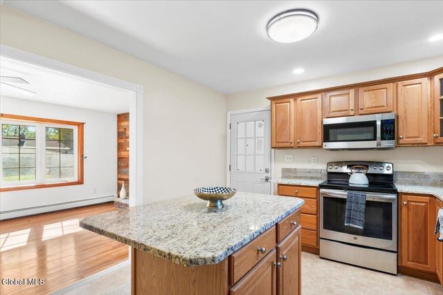 82 N Lincoln Street, Schaghticoke, NY 12118