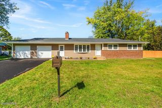 82 N Lincoln Street, Schaghticoke, NY 12118