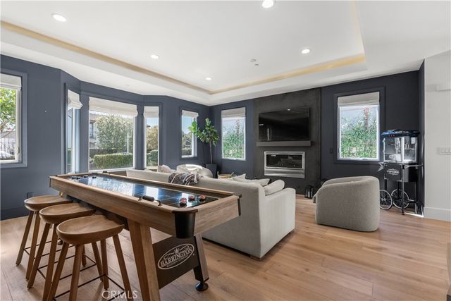 515 Tustin Ave, Newport Beach, CA 92663