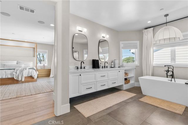 515 Tustin Ave, Newport Beach, CA 92663