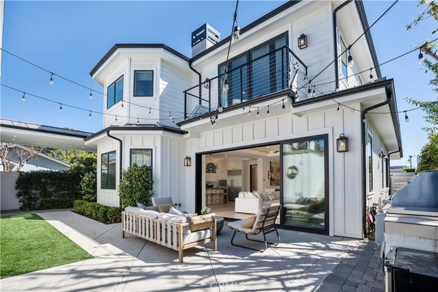515 Tustin Ave, Newport Beach, CA 92663
