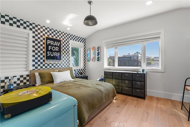 515 Tustin Ave, Newport Beach, CA 92663