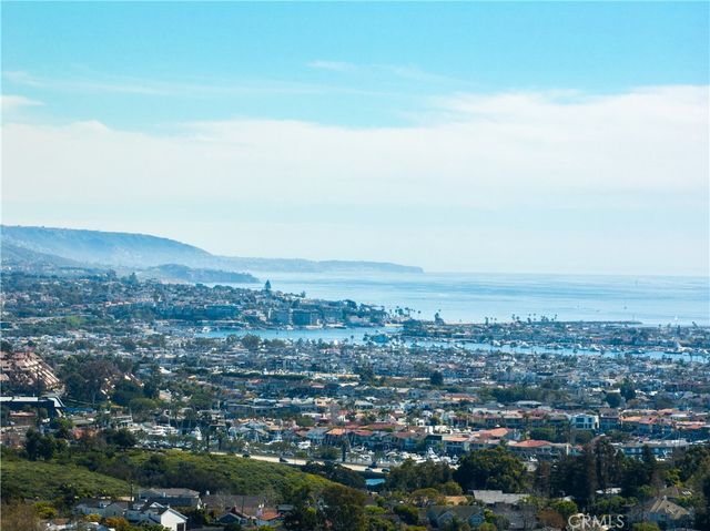 515 Tustin Ave, Newport Beach, CA 92663